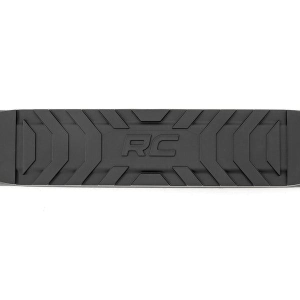 Oval Nerf Step Crew Cab Black Ford Super Duty 2WD/4WD (99-16) Rough Country