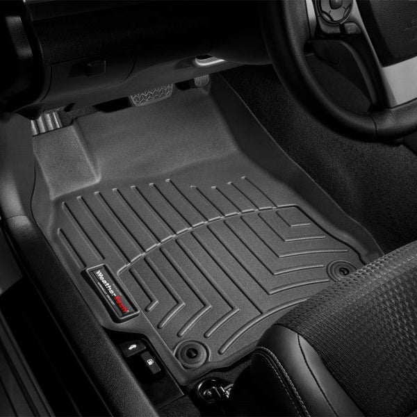 WeatherTech 99-07 Ford F250 Super Duty Crew Front FloorLiner - Black