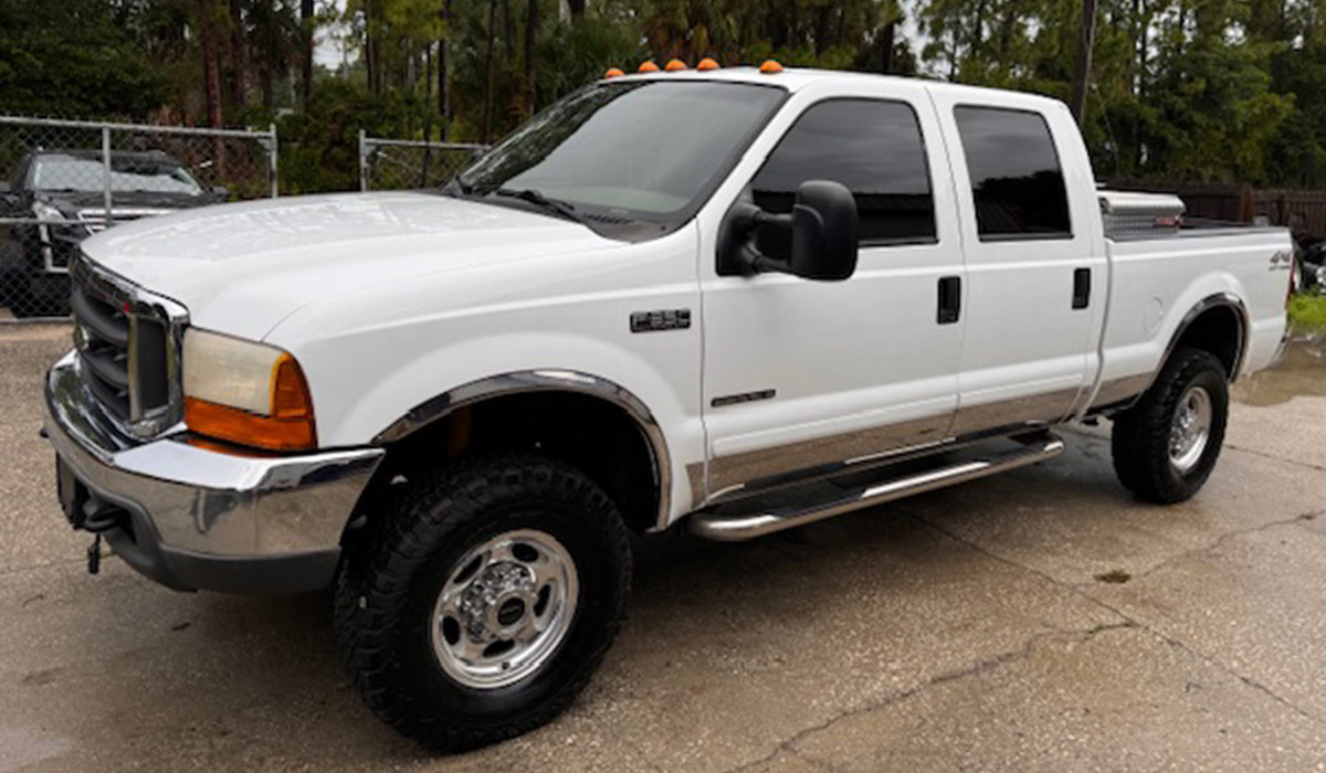 F350 2001 Cariat Crew Cab